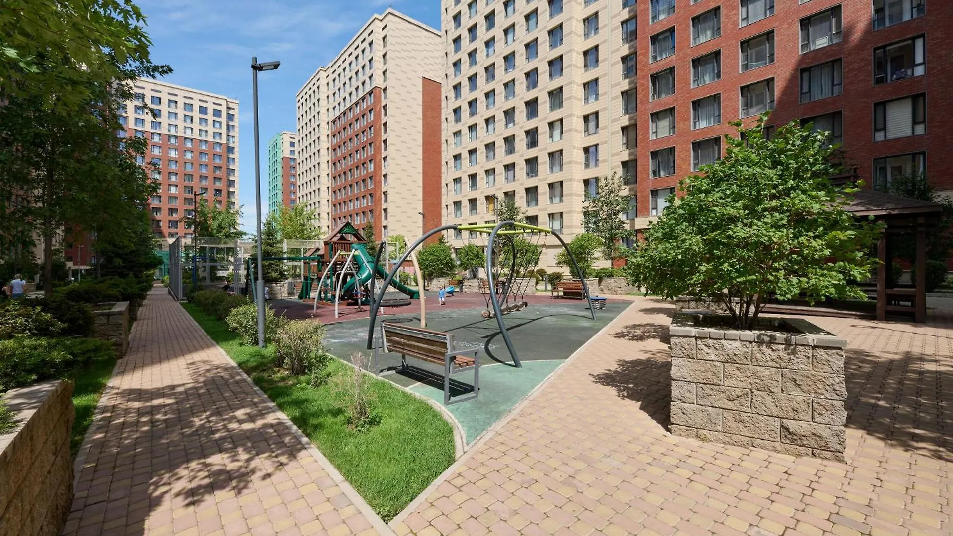 Стильные Апартаменты На Двоих, С Потрясающим Видом На Город Almaty Apartment